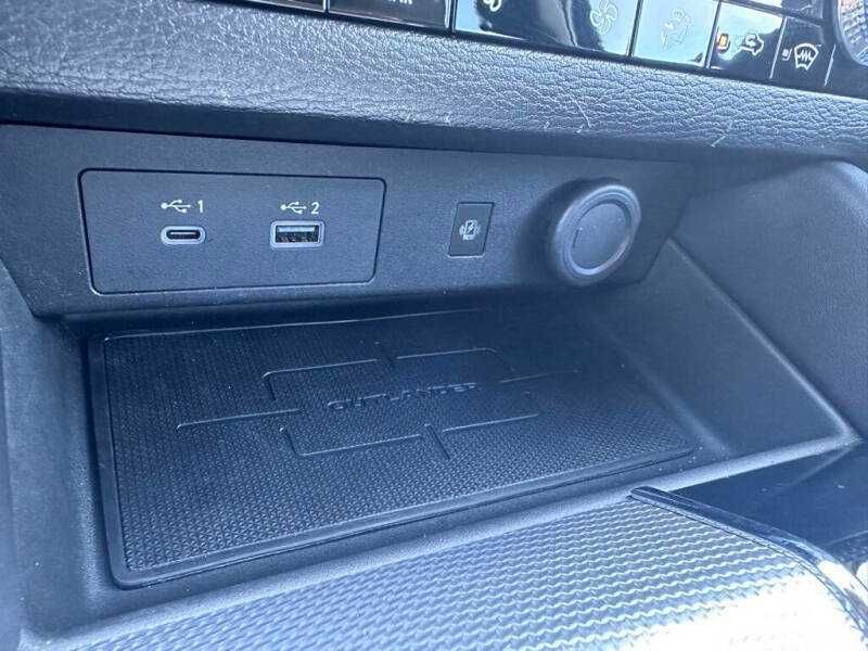 2022 Mitsubishi Outlander