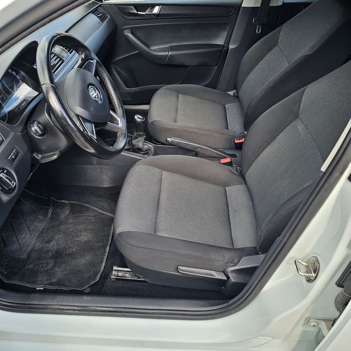 Skoda Rapid Ładny Stan Serwis Alu Sprowadzony