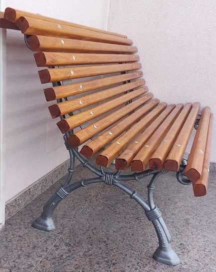Belíssimo Banco de Jardim | Em ferro e madeira | Anos 1990