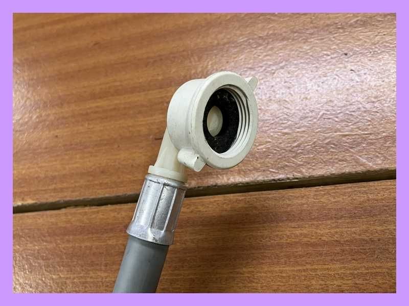 Wąż dopływowy do pralki - zmywarki.