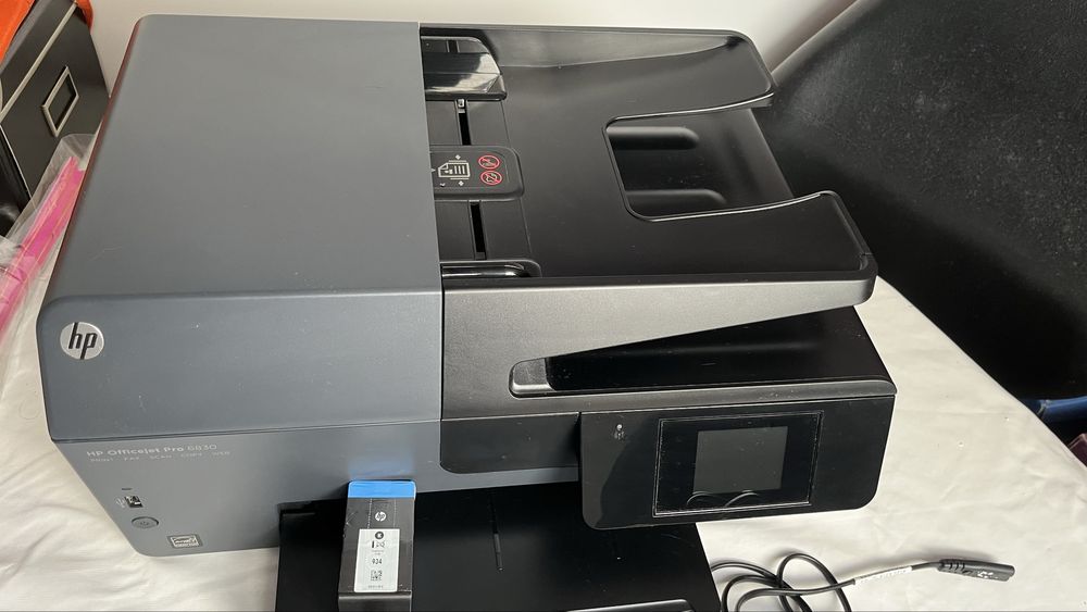 HP OfficeJet Pro 6830 (avariada peças/reparação)