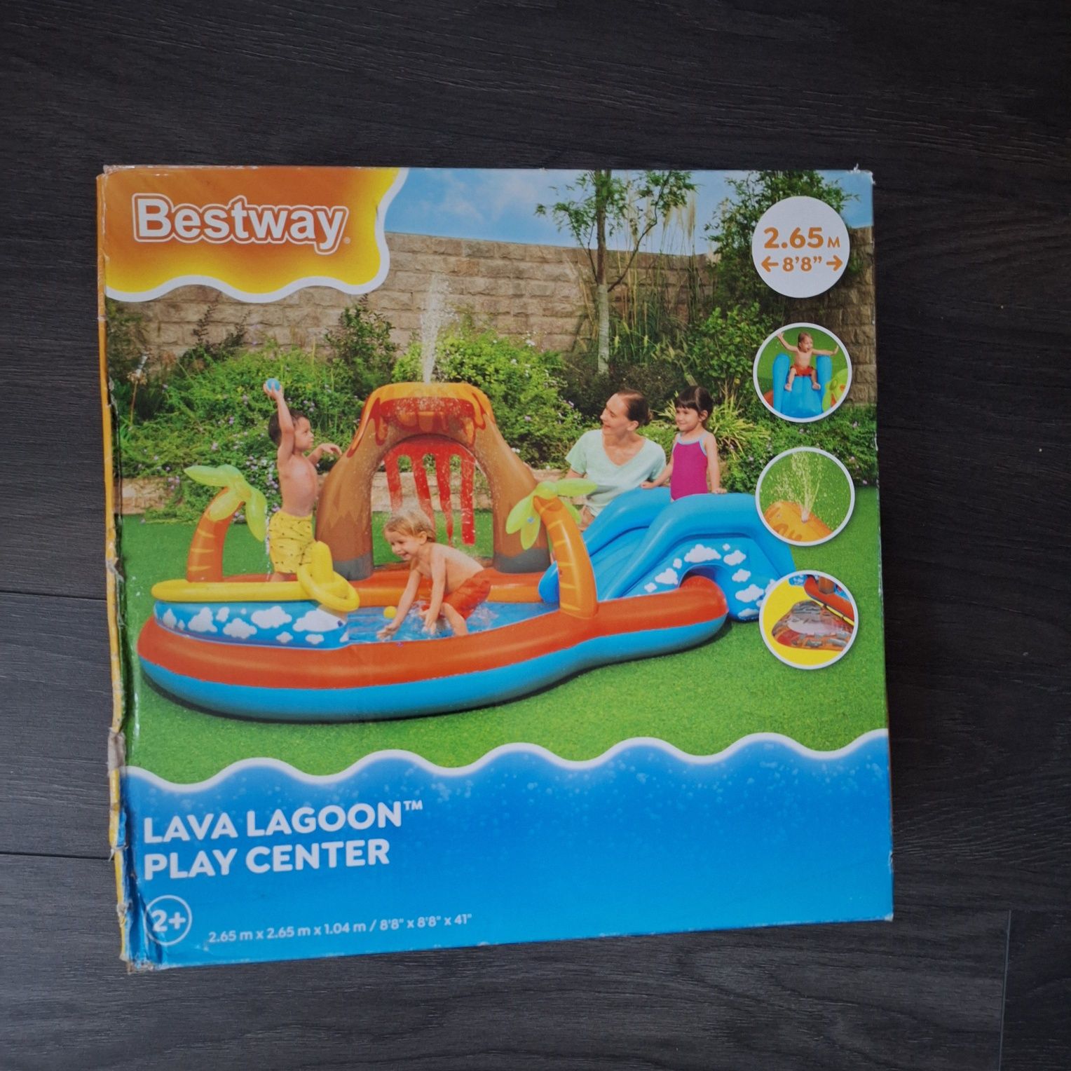 Basen Lava Lagoon Play Center