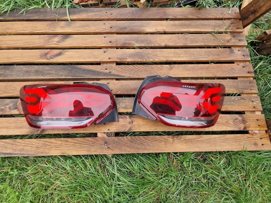 LAMPA TYLNA DACIA SANDERO STEPWAY III 265550529R 265508077R