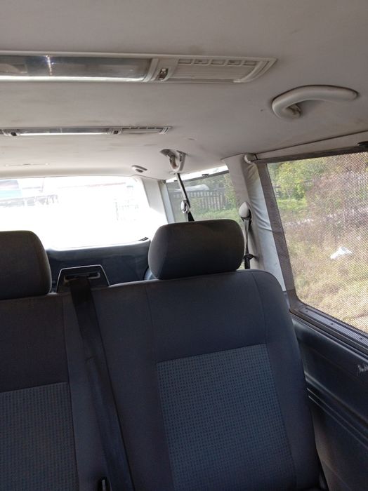 Volkswagen Multivan на бойовому ходу