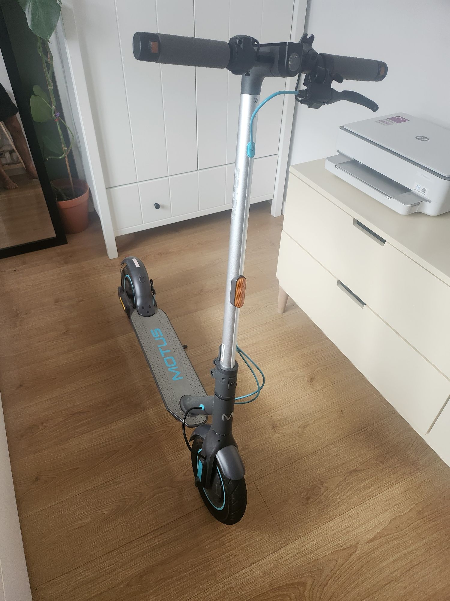 Hulajnoga Motus scooty 10 lite