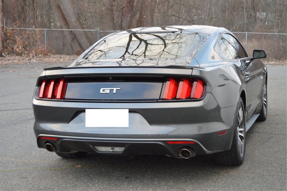 Mustang GT 5.0 V8 421cv