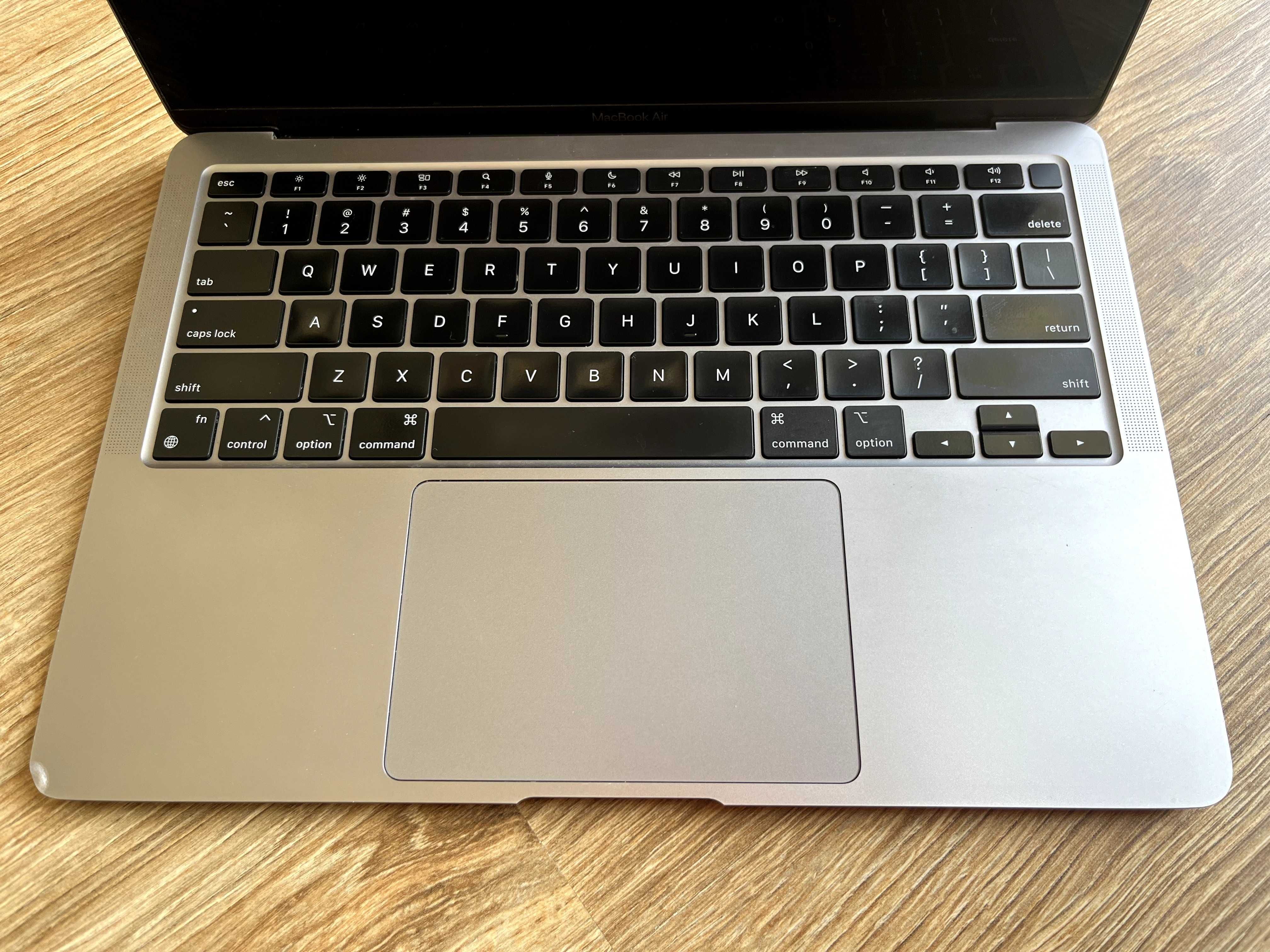 Macbook Air M1 2020 A2337 8GB 256GB