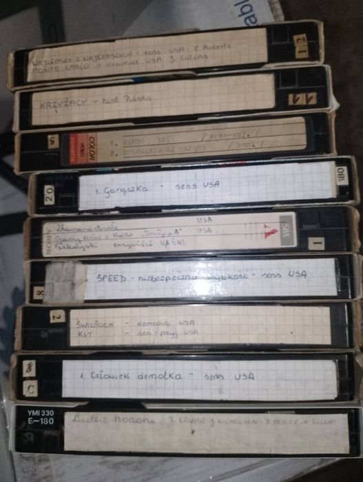 Na sprzedaż kasety VHS (45 sztuk)
