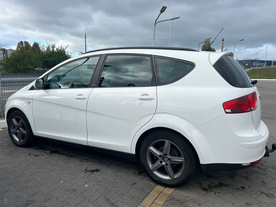 Авто Seat Altea XL 2015