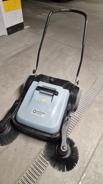 Zamiatarka Nilfisk SW250