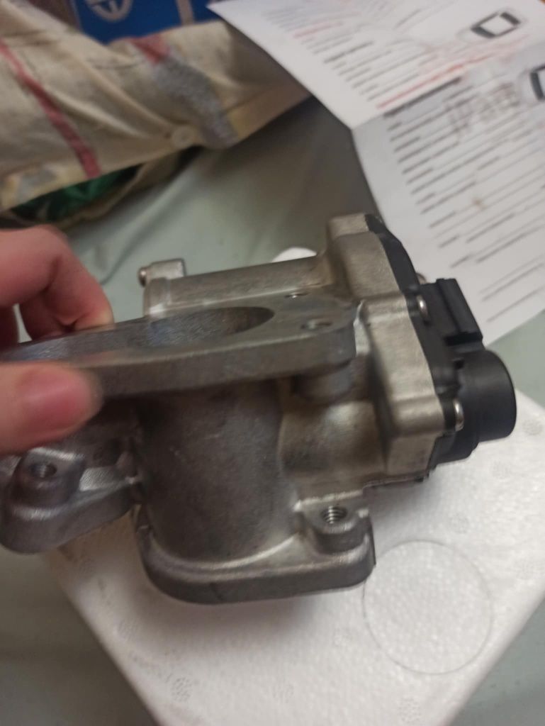 Zawór EGR do Suzuki grand Vitara ddis 1.9