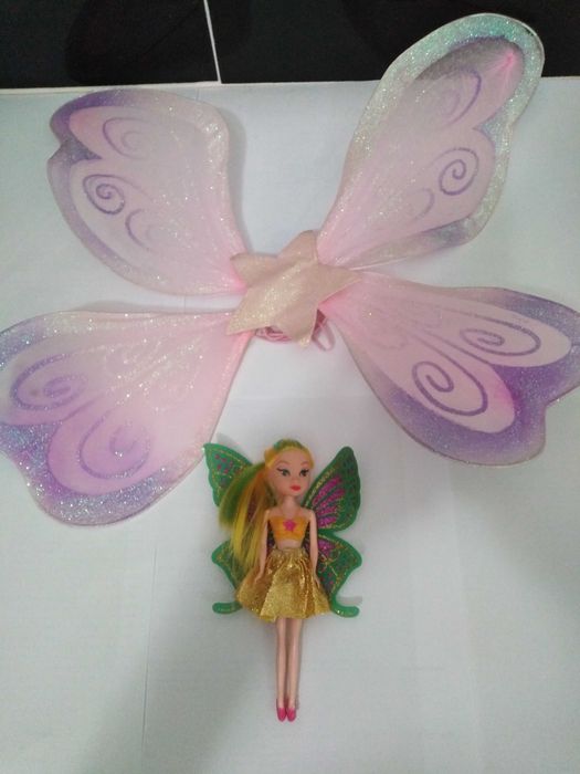 Boneca / Fada + Asas de fada.