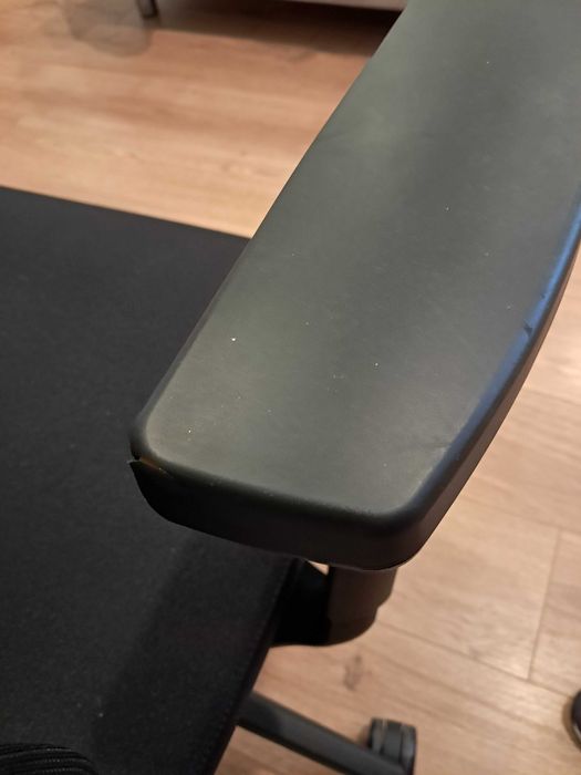 Cadeira de escritório ergonómica – excelente preço (usada)