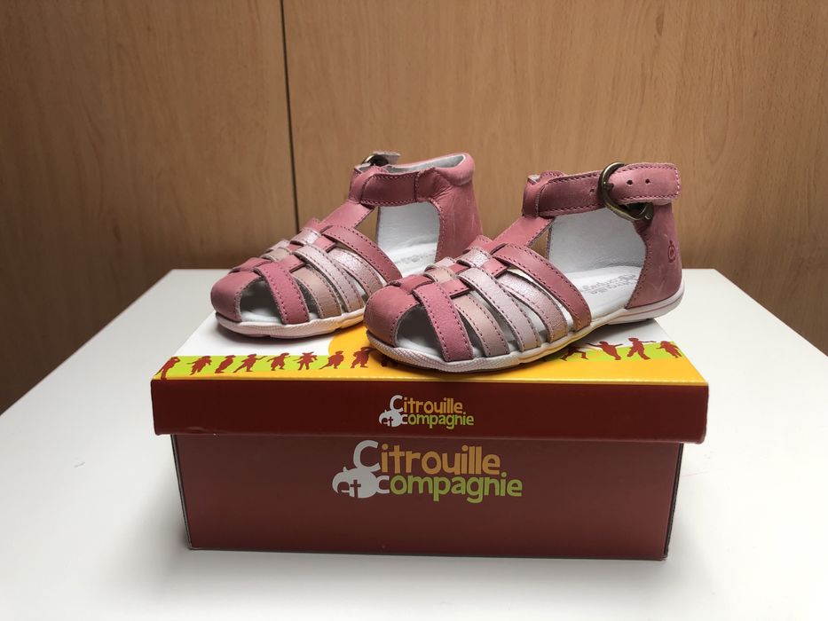 Sandalias crianca 24