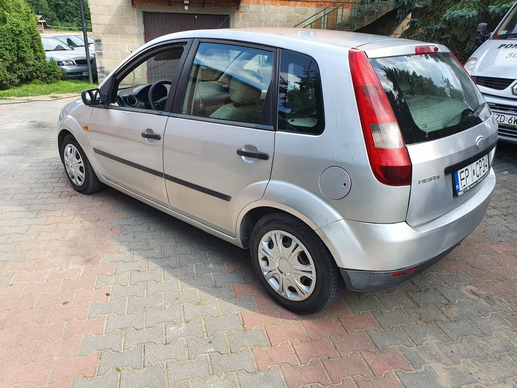 Ford Fiesta Mk6/ 2004r /1.4 tdci /5 drzwi