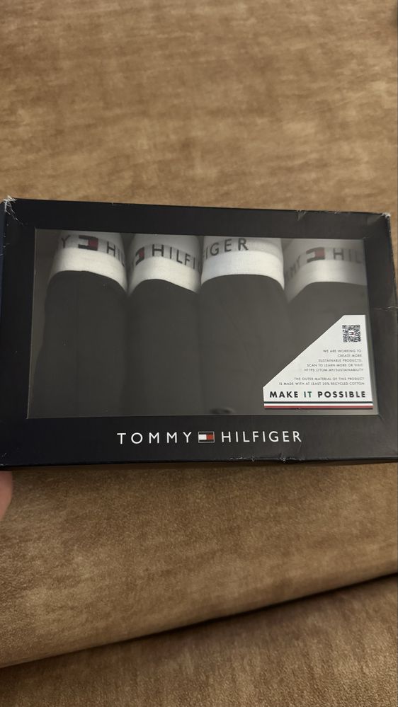Брифы Tommy Hilfiger размер М 4 шт