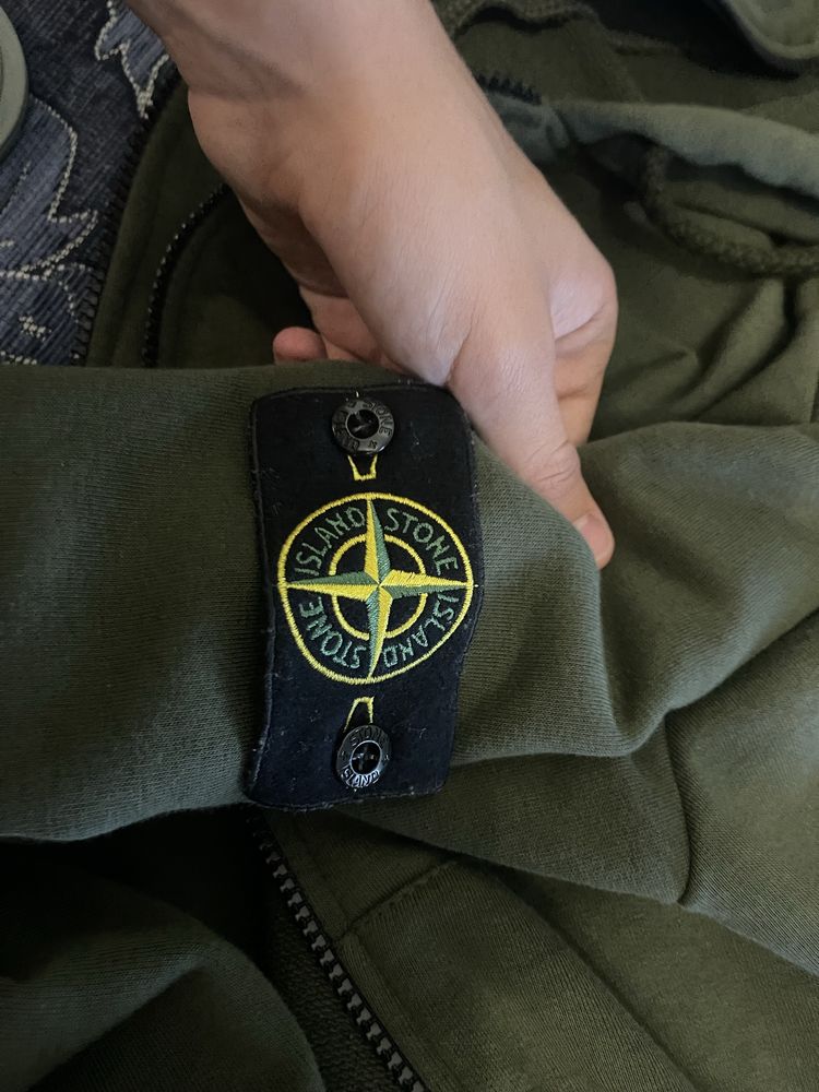 Кофта stone island
