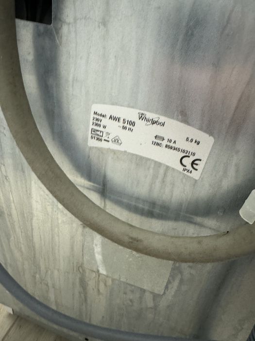 Пральна машина Whirpool в робочому стані