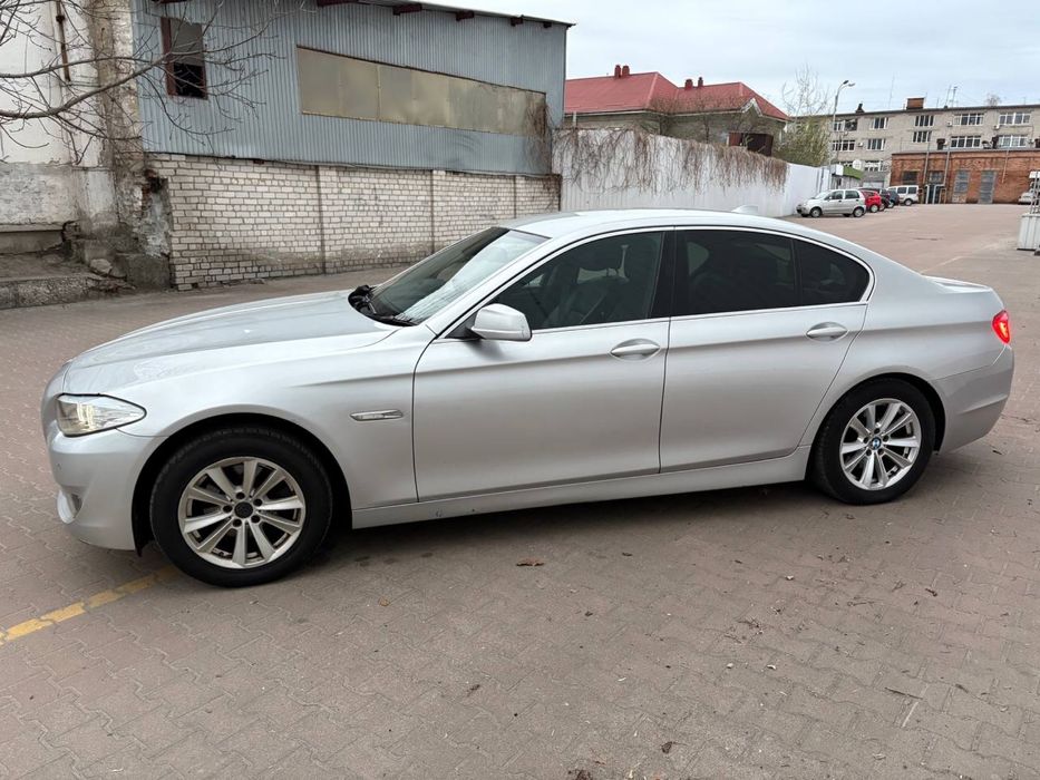 BMW F10 520d 2011 в Житомирі праве кермо седан