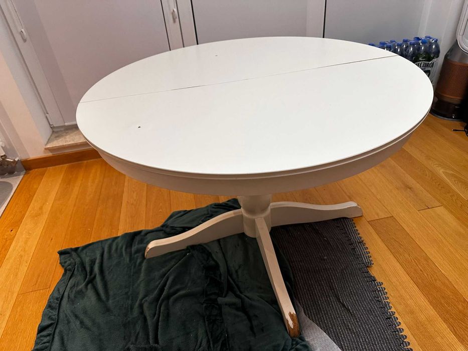 Stół drewniany okrągły -DO RENOWACJI (rozłożony i zapakowany)