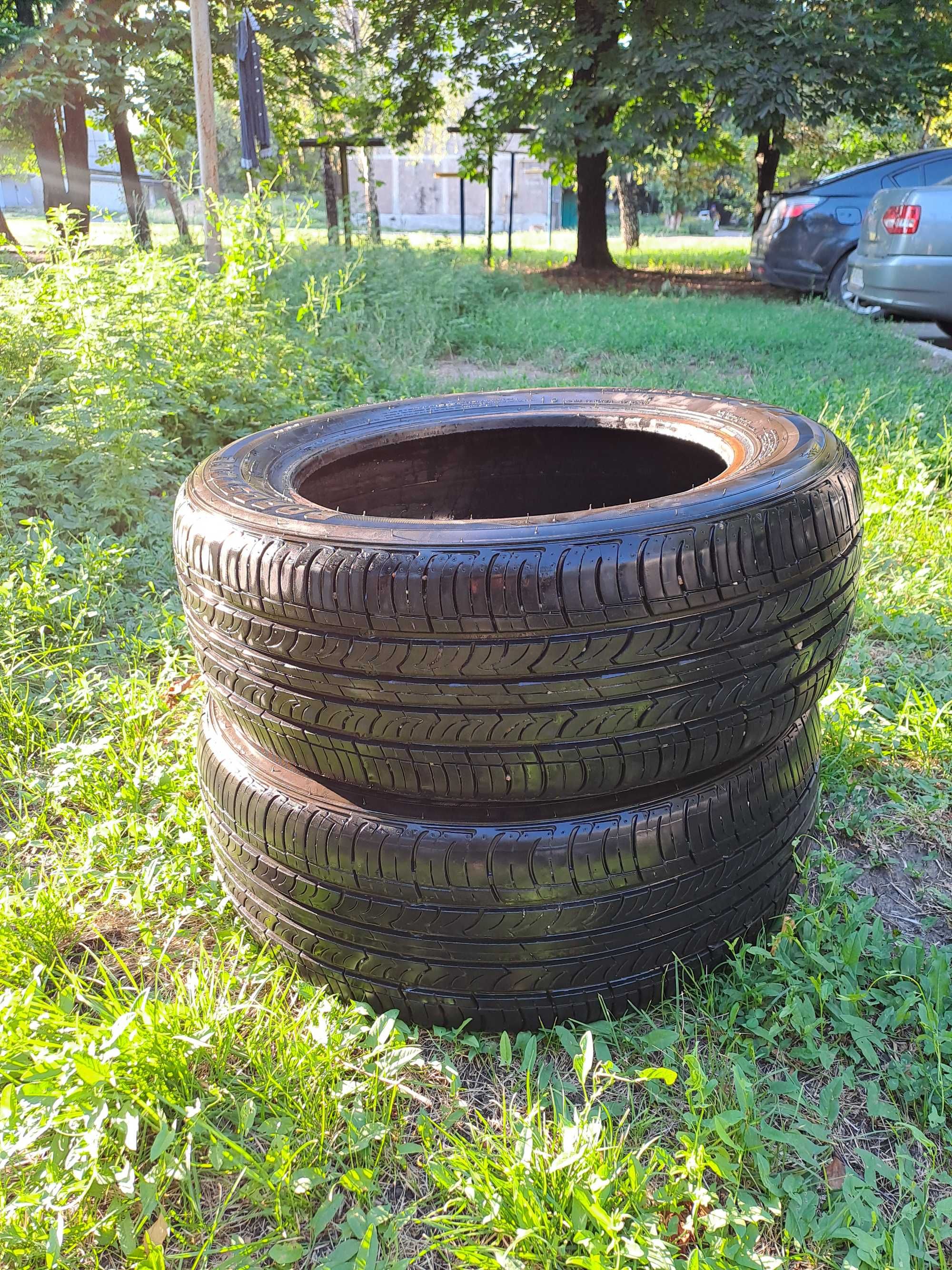 Шини 205/55 r16 2шт