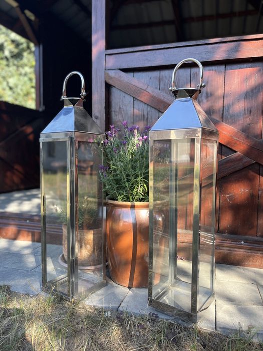 Dwa duze stalowe lampiony latarnie stylowe