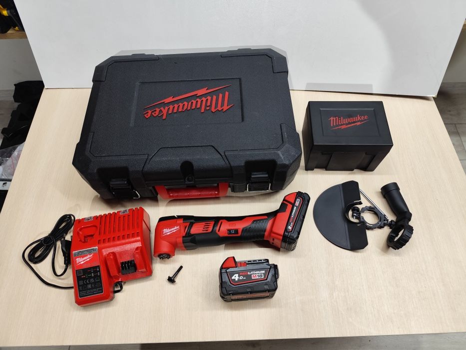 Milwaukee M12 BMT акумуляторний реноватор Мілвоке оригінал