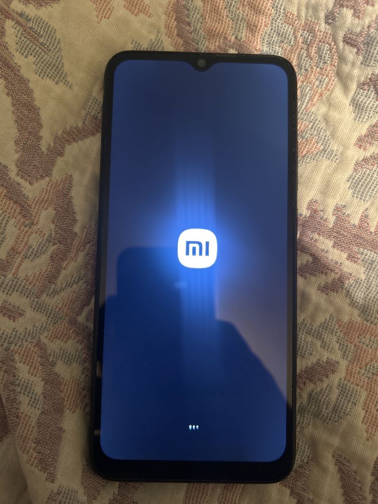 Redmi A1 com capa e pouco uso!