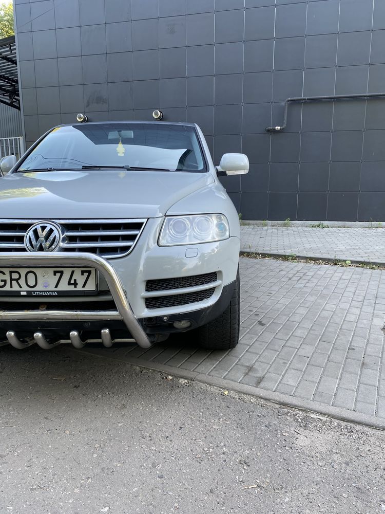 Volkswagen Touareg