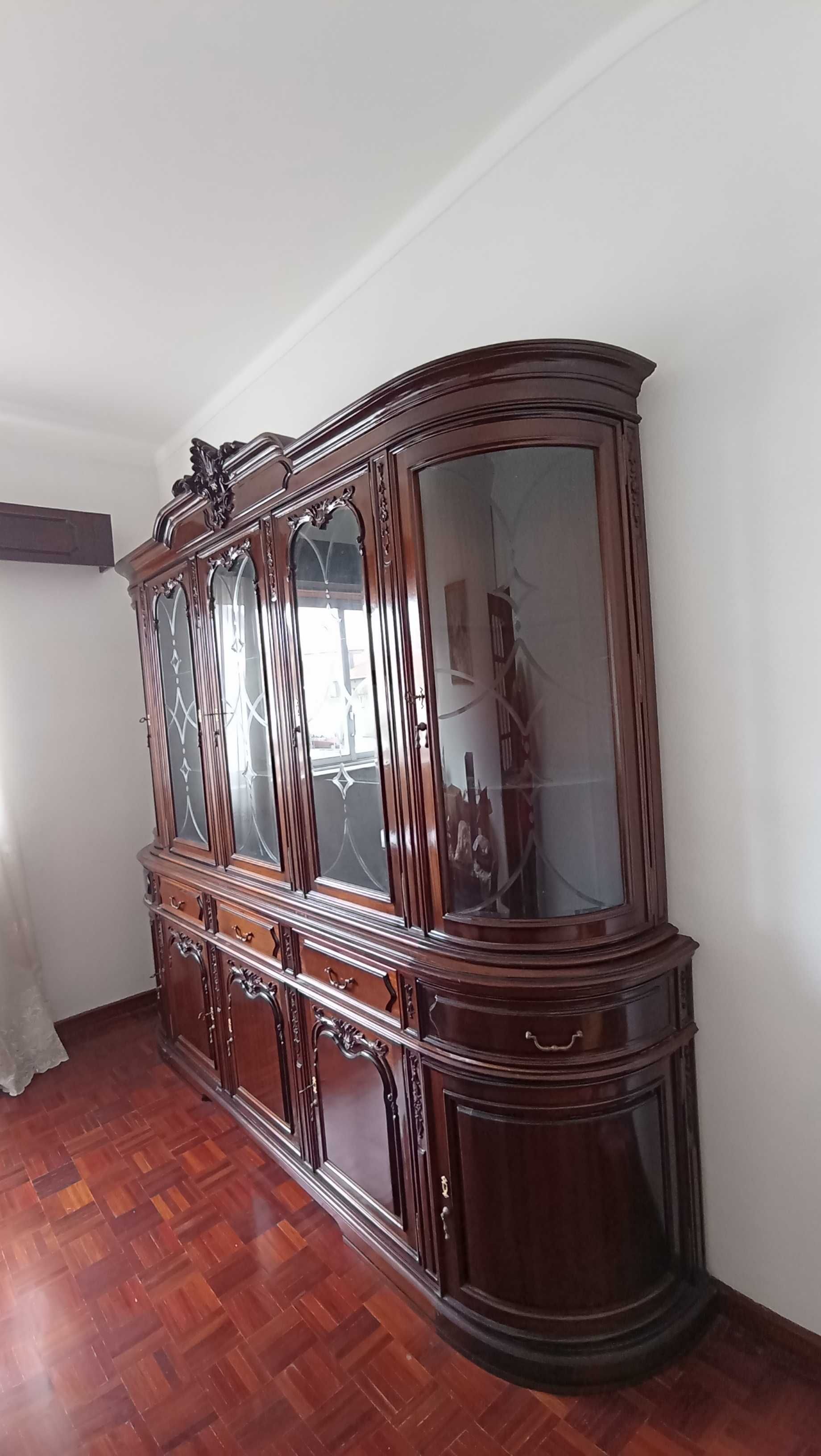 Movel de sala em madeira