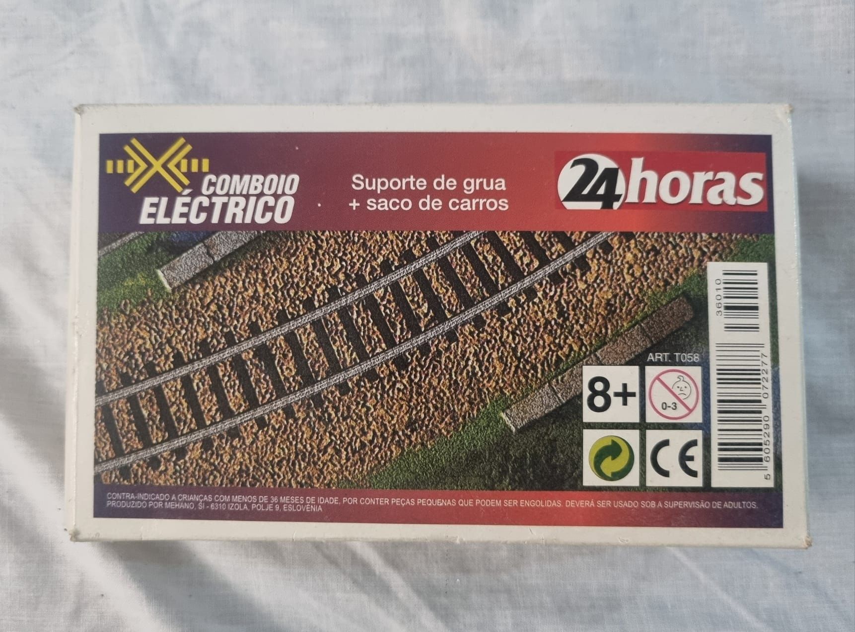 Pista de Comboios e alguns acessorios ver fotos