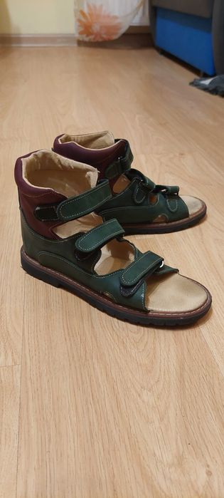 Ortopedyczne buty sandały skórzane r.36 , 24cm