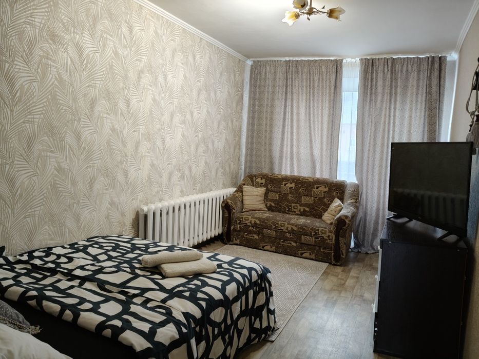 Подобово 1-кімн квартира в центрі Прилук