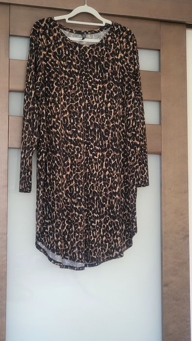 Wiskozowa sukienka 46