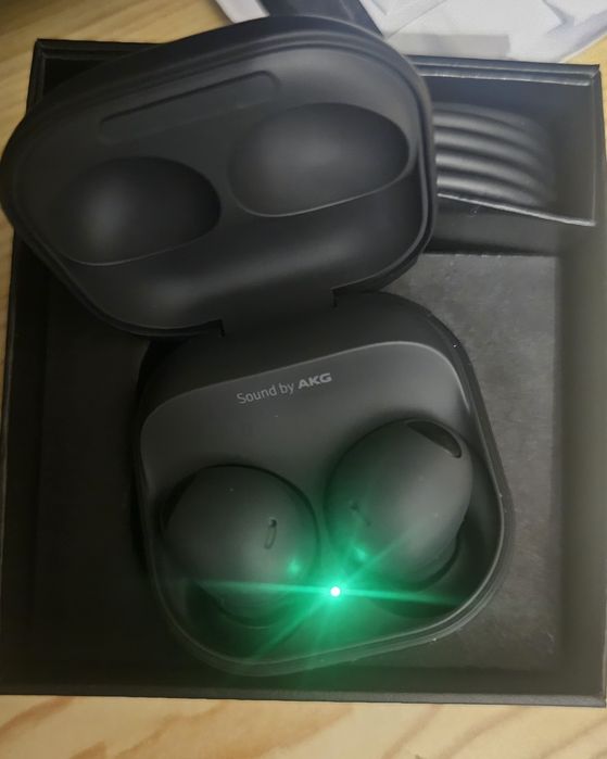 Apple Iphone 12 de 128gb + Samsung Buds 2 pro