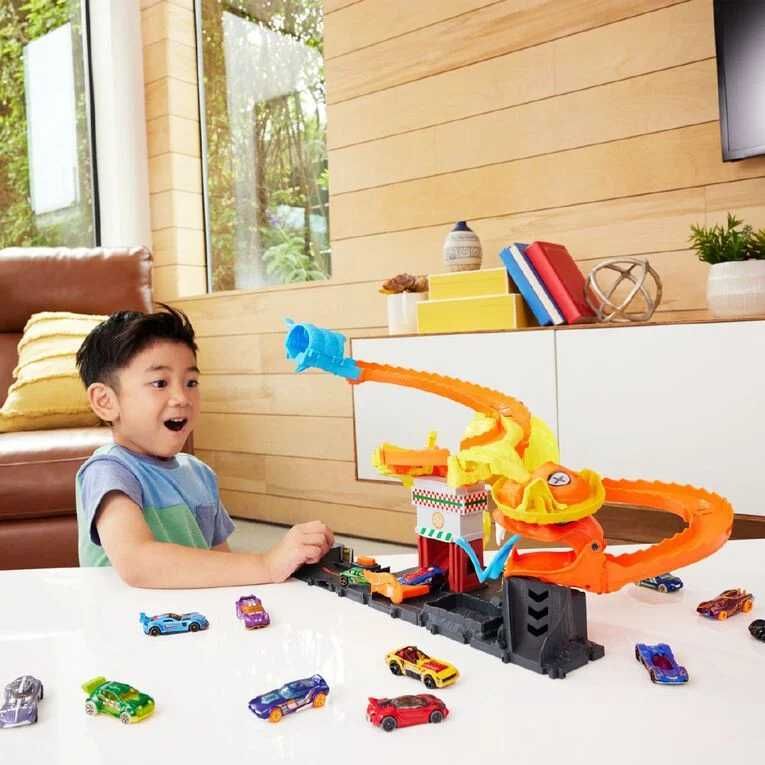 трек Хот Вилс Атака кобры Hot Wheels HTN81