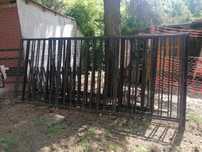 Kojec metalowy 355x250x155