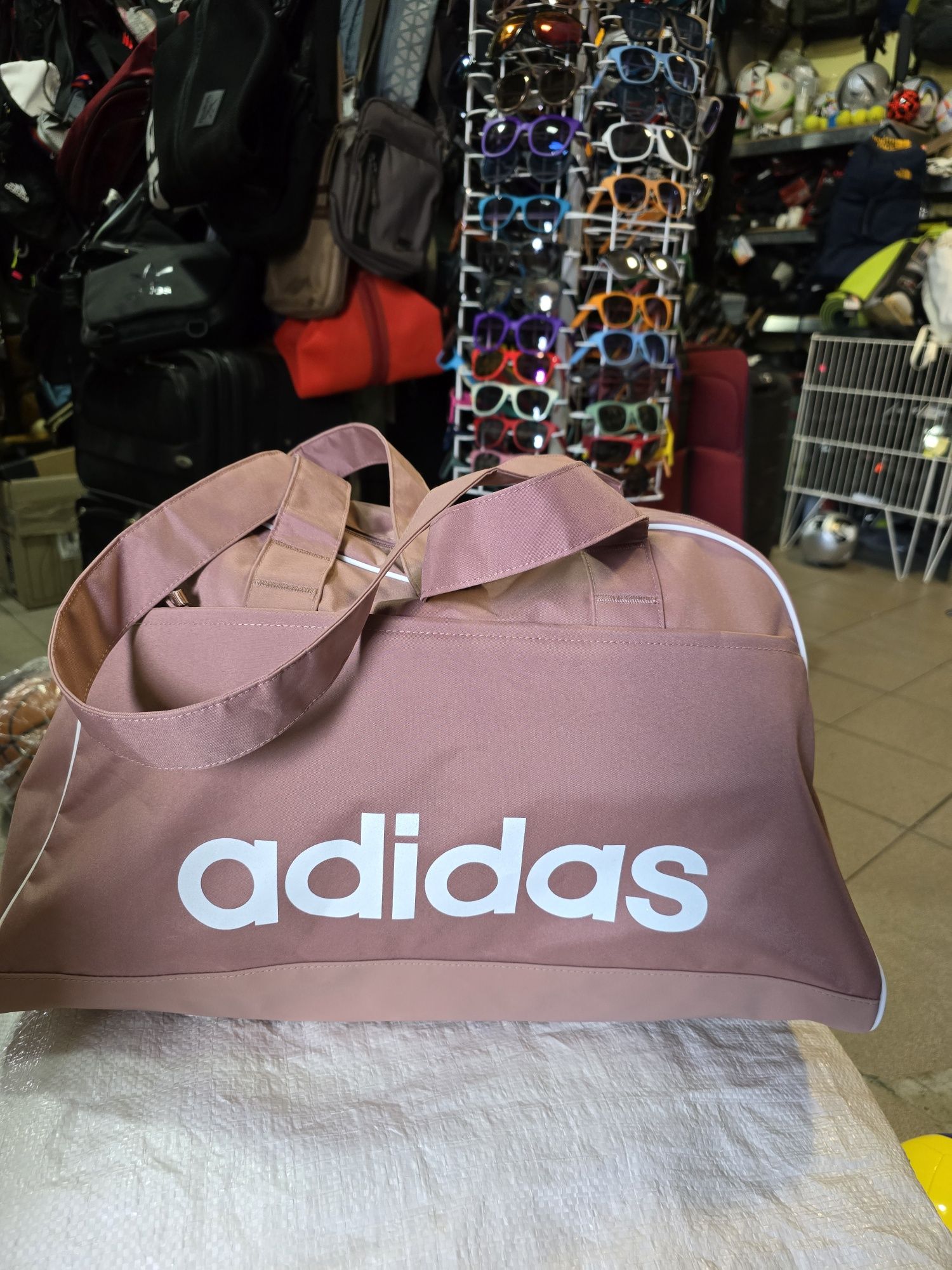 Сумка adidas Essential
колір рожевий JD2267