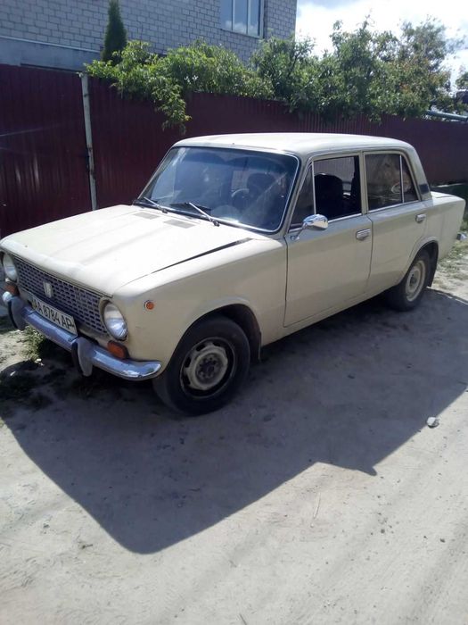 Продам  ваз  21011 В  гарному  стани