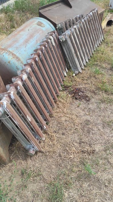 Батареї чугунні нові