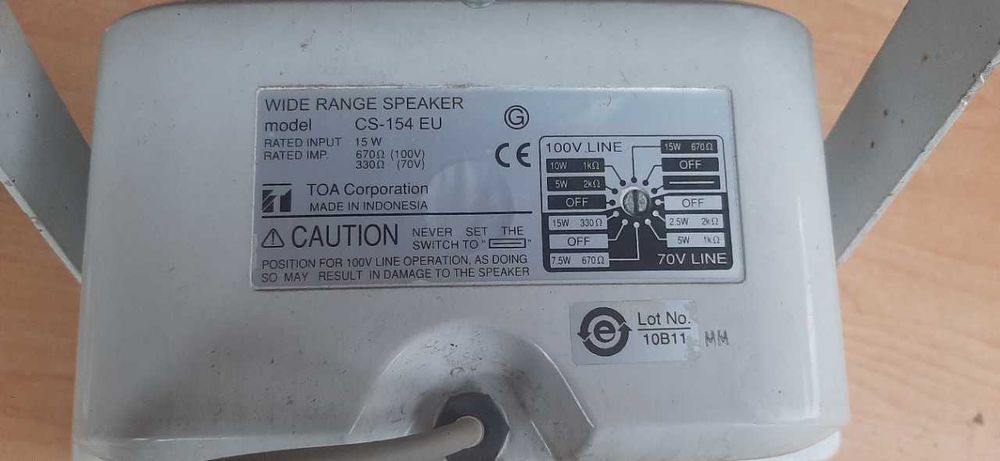 Głośniki zewnętrzne TOA Electronics używane, tanio sprzedam 8 sztuk
