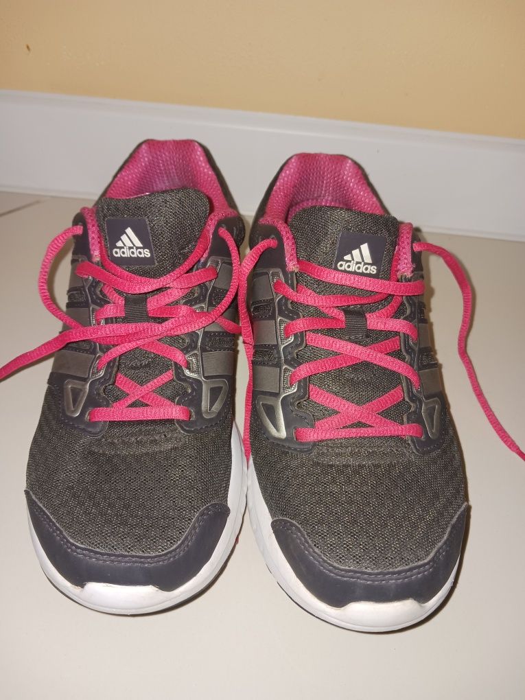 Buty sportowe Adidas rozm. 40