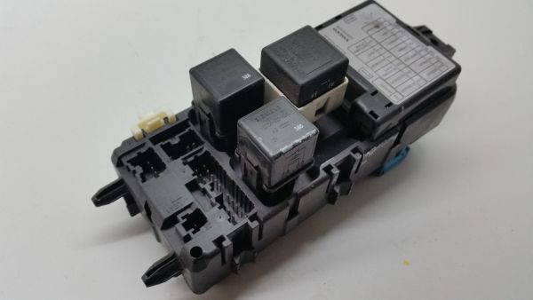 Caixa fusíveis / SAM / BSI VOLVO V40 Combi (VW)