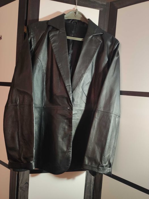 Кожаный пиджак новый. Идеал.