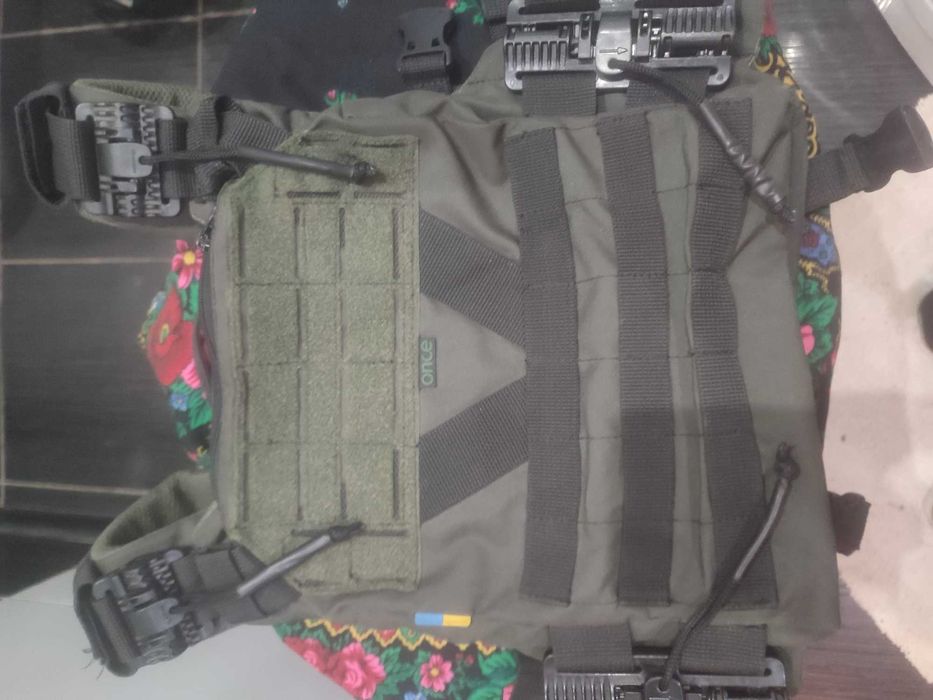 Плитоноска / бронежилет,цвет ОЛИВА,с двойным быстрым сбросом,разгрузка