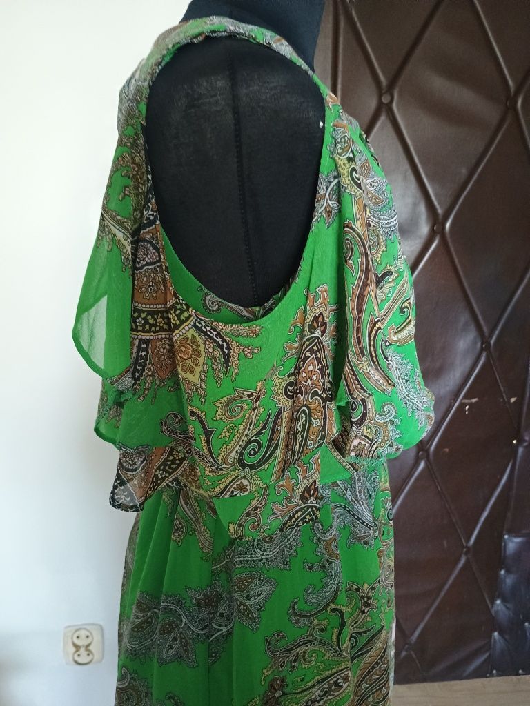 Sukienka Reserved 38