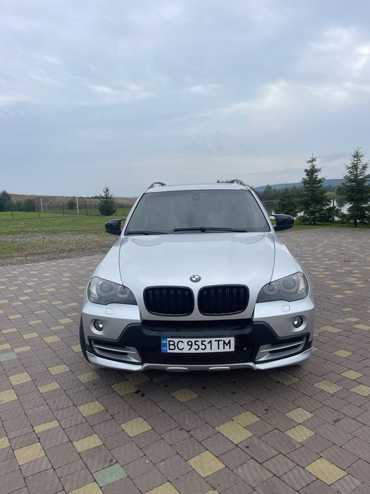 Продам BMW X5  Надійний дизель, повний привід