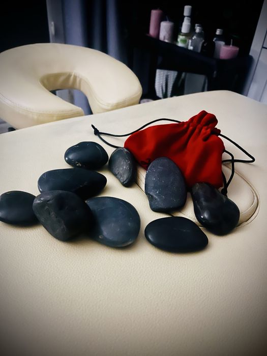 Masaże: klasyczny, banka chińska, relaksacyjny, goracy wosk. Drenaż.