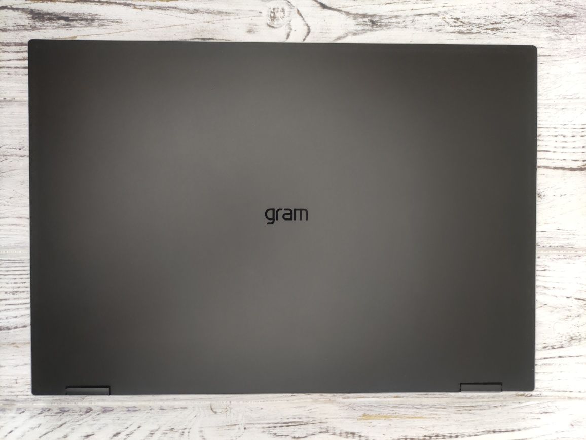 LG Gram, i7-1360P, 16Gb DDR5, 1Tb, Tuch