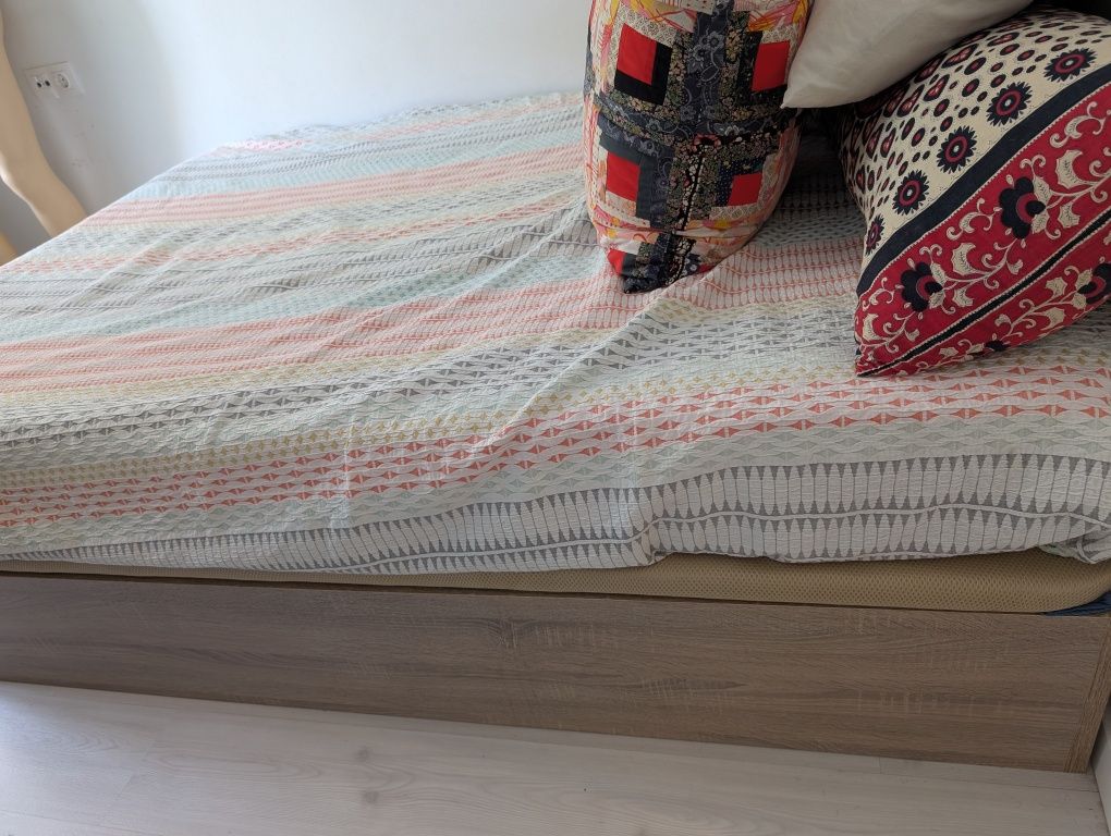 Sommier Cama casal 190x140 + colchão